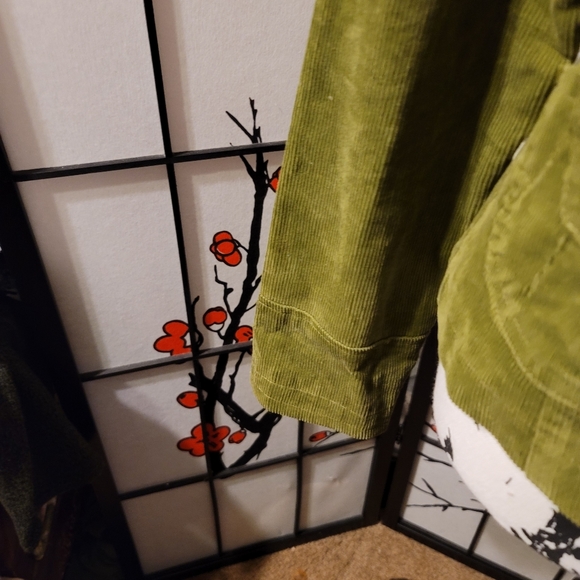 TWENTY-TWENTY LADIES SHORT OLIVE GREEN CORDEROY JACKET FLORAL LINING/SIZE MEDIUM - Picture 12 of 12